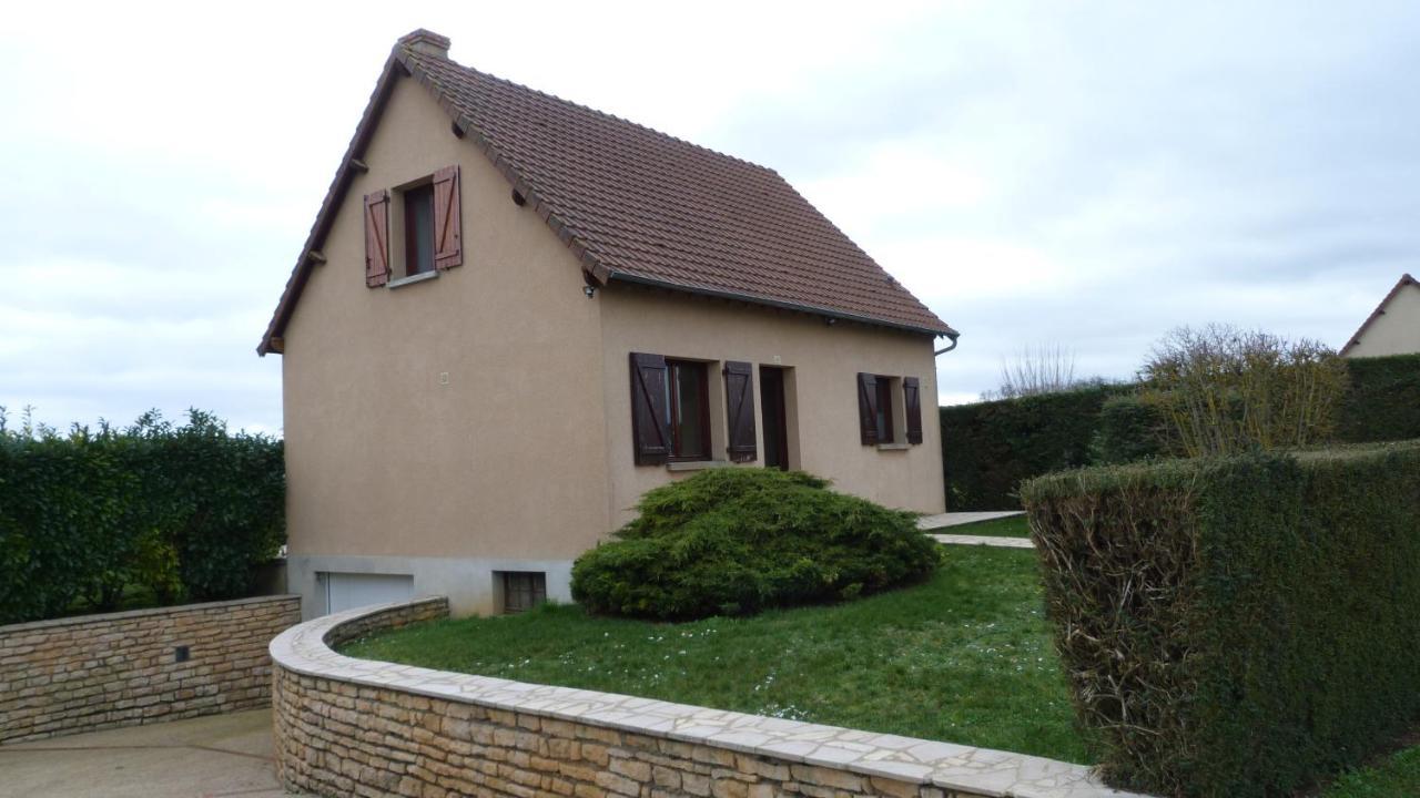 Maison De Vacances Pour 6 Personnes Avec Piscine Lainsecq Exterior foto